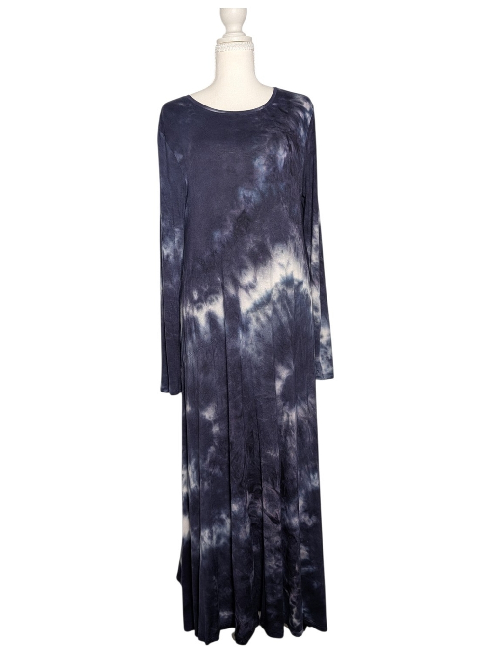 NATURAL LIFE Navy and White Tie-Dye Long Sleeve Maxi Dress With Pockets